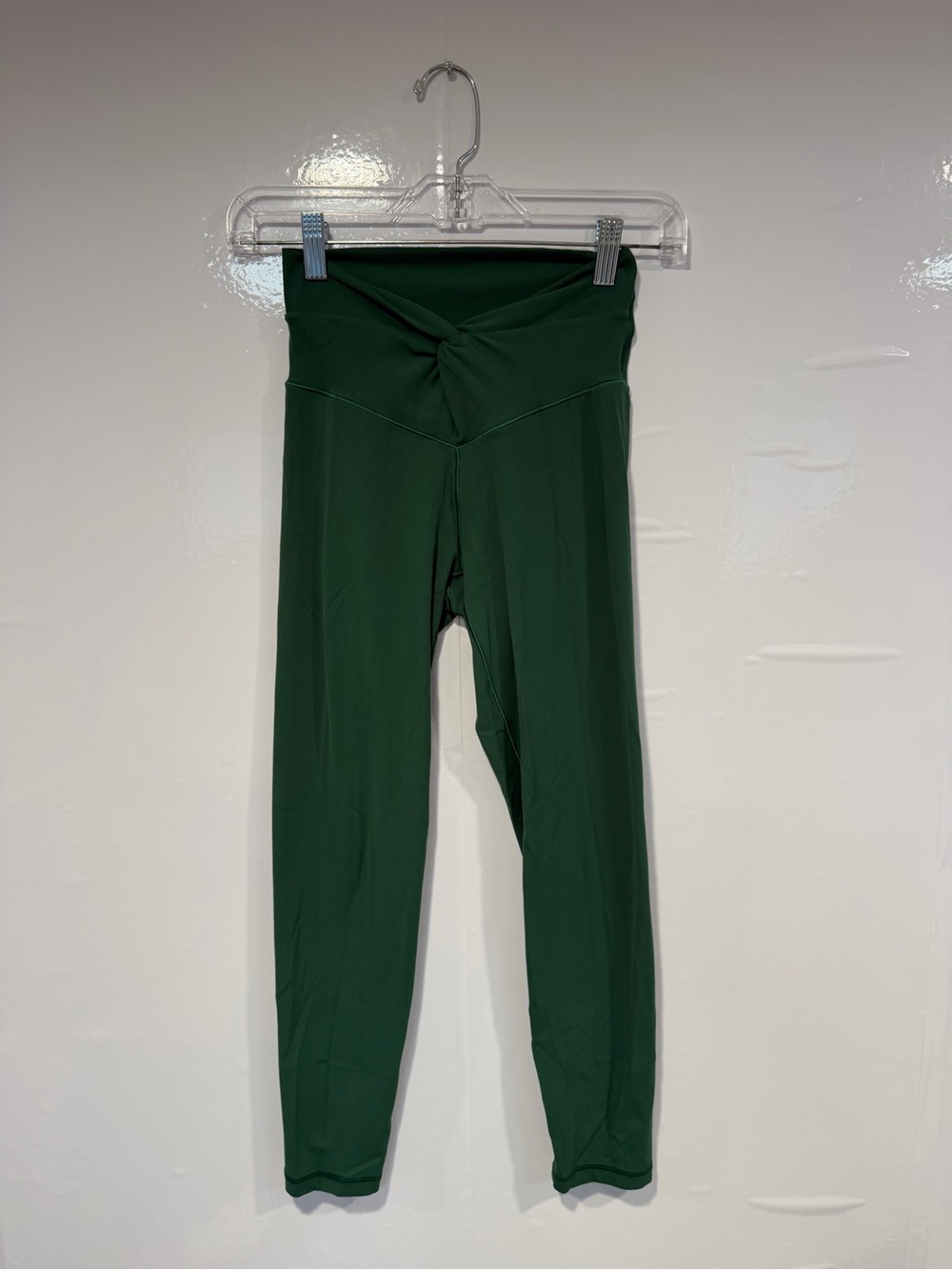 Aerie Offline High-Waist Twist Front Leggings - Green